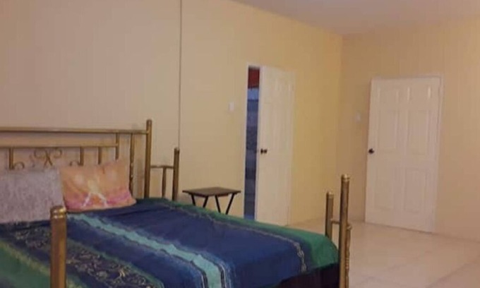 Penal-Debe Apartment | Tranquil Escape in Palmiste