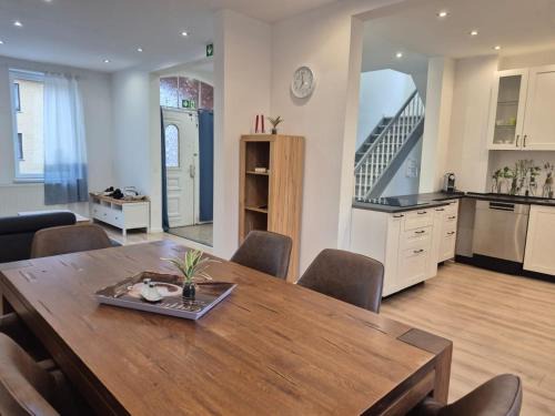 Hessisch Oldendorf House | TuaCasa - Premium Gästehaus mit 5 Zimmern