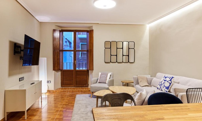 Old Town Apartment | TuApartamento Centro Ciudad - Calle Caldereria 12