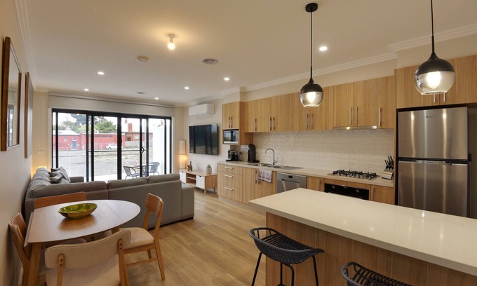 Bakery Hill House | Tubella - Quiet escape in town