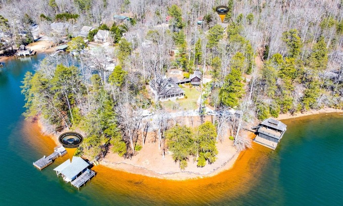 Tiger House | Tuckaway Cottage – Secluded Romantic Cottage