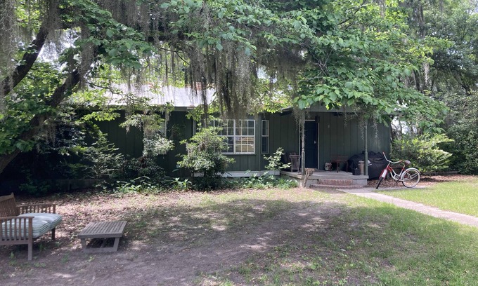 Burton House | Tucked Away Newly Renovated 2 Bedroom/1 Bath, Sleep 8