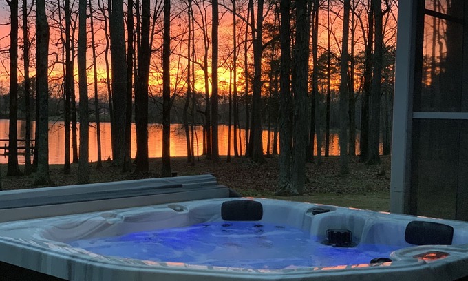Cedar Bluff House | Tucked Away on Weiss Lake