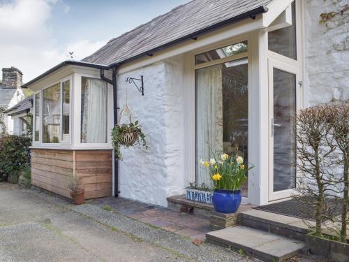 Treffgarne House | Tucking Cottage