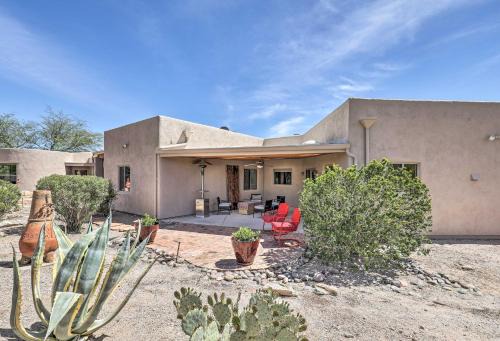 Tanque Verde House | Tucson Home with Patio - Near Outdoor Adventure