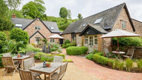 Clearwell Hotel | Tudor Farmhouse Hotel