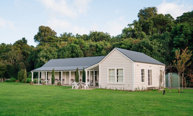 Pirinoa Villa | Tuhitarata Country Estate Studios
