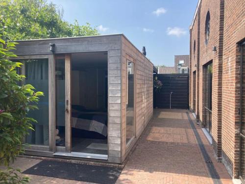 Voorburg House | Tuinhuis aan het water