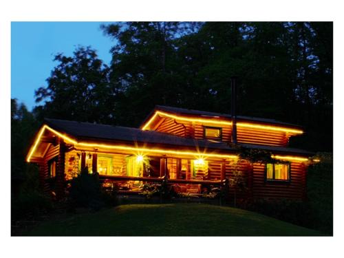 Aigrefeuille Bed & Breakfast | Tumbleweed House