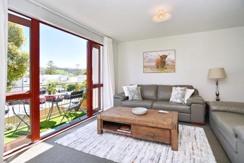Akaroa Apartment | Tumeke Akaroa - Apartment - Christchurch Holiday Homes