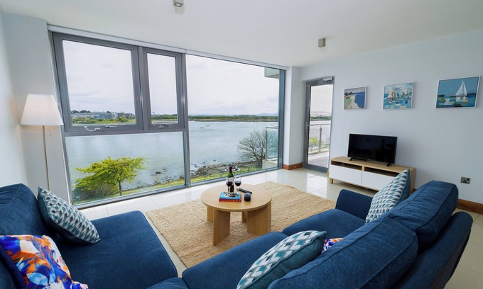 Galway City Centre Apartment | Tur an Tsaile - Galway Lakeside Apartments