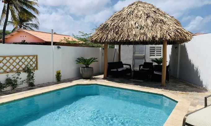 Kamay House | Turibana Villa