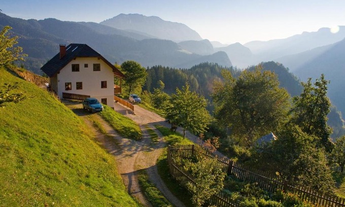 Solcava House | Turistična kmetija Perk