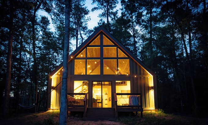 Conroe Cabin | Turkey Tail, Cozy Cabin at Sam Houston National Forest (Turkey Tail)