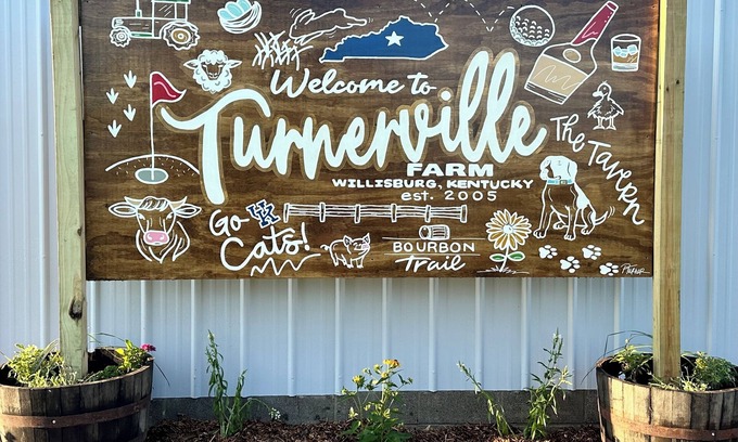 Chaplin Other | Turnerville Tavern Farm-Gifts-Bourbon Trail-central Kentucky- Driving Range-Golf