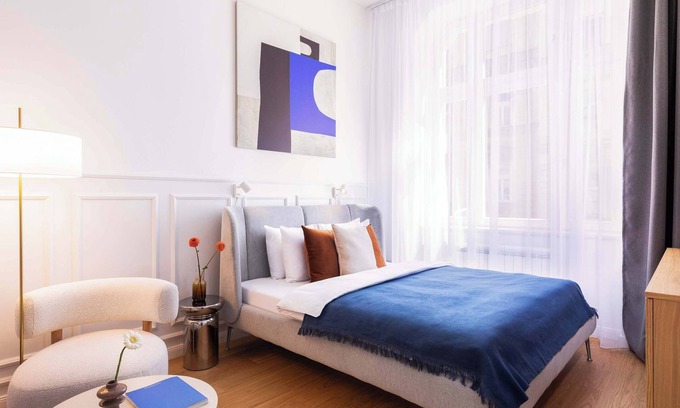 Vinohrady Apartment | TurnKey | Vinohrady Modern Two-Bedroom Apartment