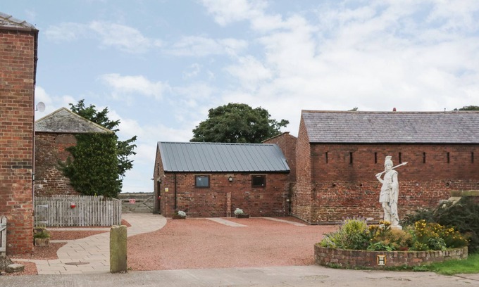 Wing Cottage | TURRET, romantic, character holiday cottage in Brampton, Cumbria