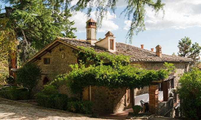 Gaiole in Chianti Apartment | Tuscan apartment in an idyllic location, grandiose panorama, pool, WiFi