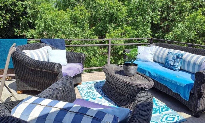 Kraaifontein Hotel | Tuscan Bliss Guest House