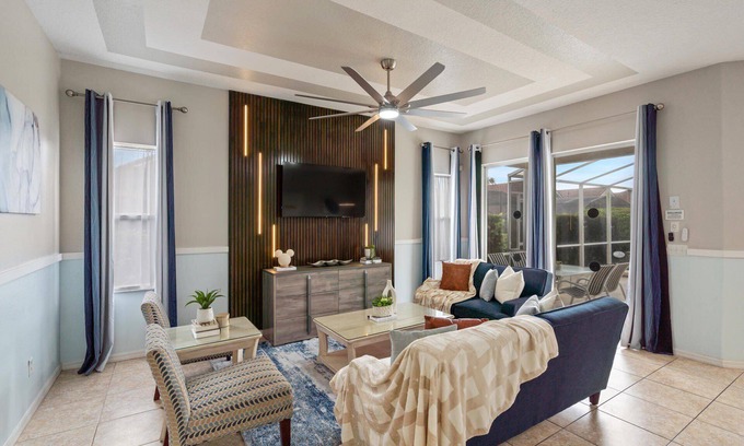 Tuscan Hills House | Tuscan Hills Vacation Pool+Spa Home - 9 Miles to Disney Property!