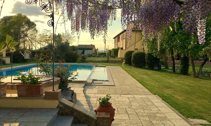 Cortona Other | Tuscany Relax and Bubbles