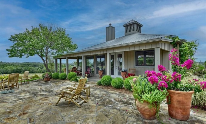 La Grange House | TuscanyNTexas
