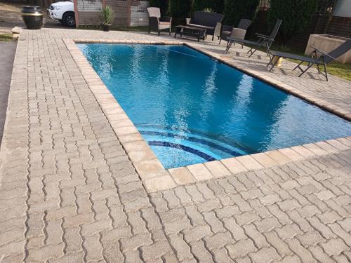 Emalahleni House | Tushiya guest lodge witbank