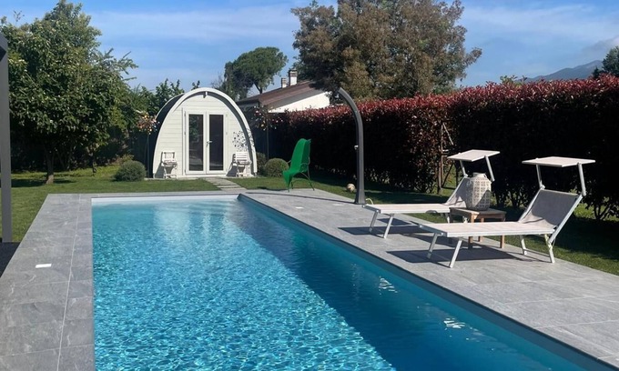 Capanne-Prato-Cinquale House | TV165 Villa Francesca. Villa with new pool and well-kept garden. Dream home.