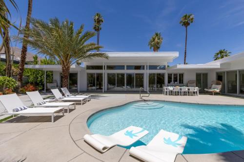 Indian Canyon Villa | Twilight Fairway at ACME House Company