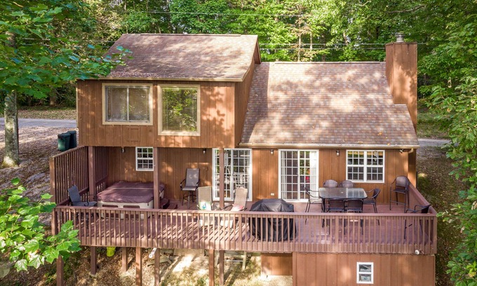Smithville Ski Chalet | Twilight Ridge Center Hill Lake
