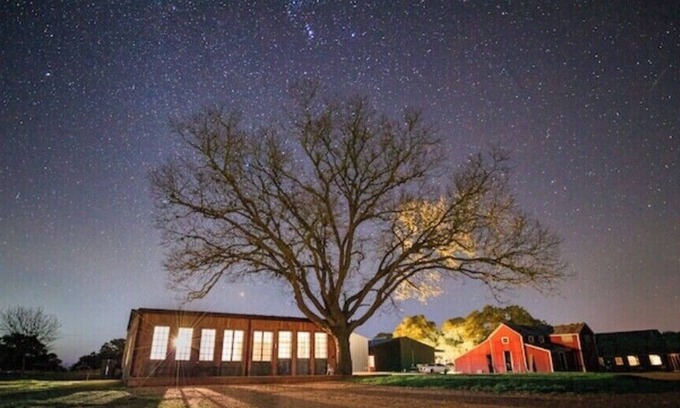 Round Top House | Twin Cabin I @ Oakbones Round Top