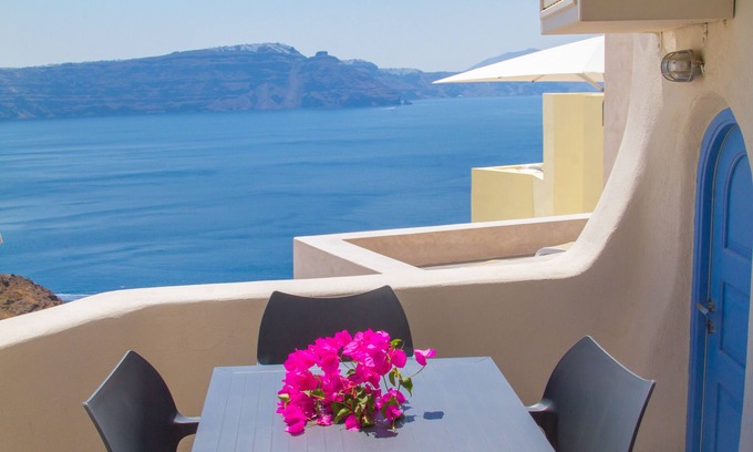 Oia House | Twin Cave House - Oia