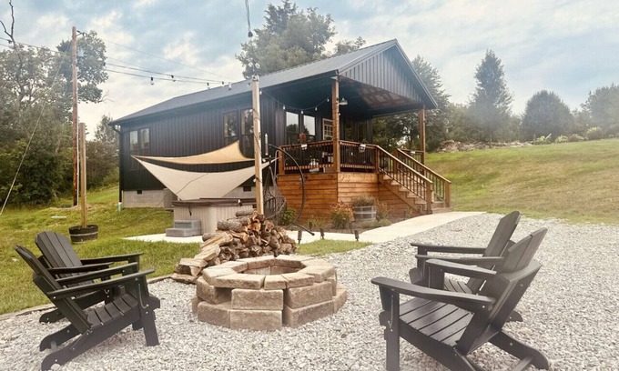 Lawrenceburg Cottage | Twin Cottages * Presale* cottage #7