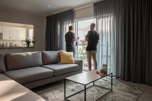 Hermanus City-Centre Apartment | Twin Gables, centrally located 2 bedroom apartment