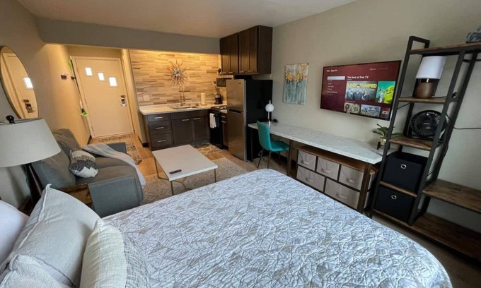 Syracuse Apartment | Twin Oaks Extended Stay Studio - 2817 Apt 8
