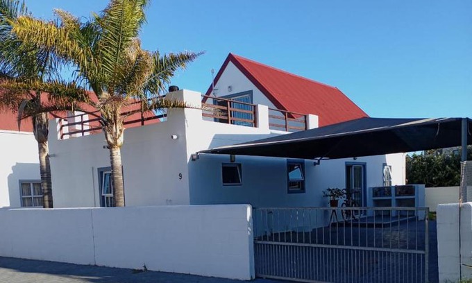 Langebaan Apartment | Twin Palm Cottage