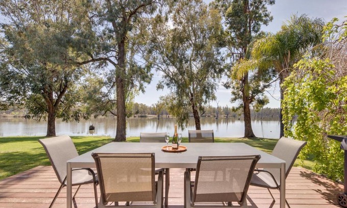 Bundalong House | Twin Rivers Whitehouse