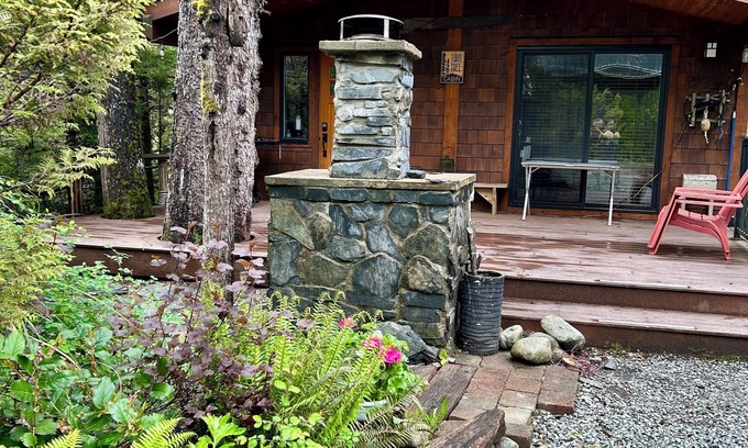 Port Renfrew Cabin | 🌲Twin Tree Cabin in Magical Port Renfrew