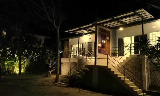 Thep Kasattri House | Twin Villa