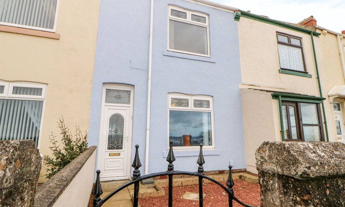 Hartlepool Cottage | TWITCHER'S REST, pet friendly, country holiday cottage in Hartlepool