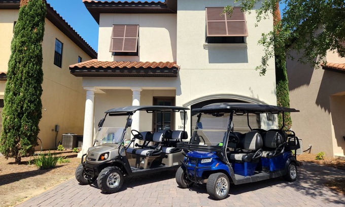 Villa Lago House | Two 6-Seater Golf Carts Included ~ Patio ~ Balcony ~ Community Pool