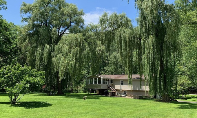 Town of Marbletown House | Two-acre oasis nestled in Kingston farming area