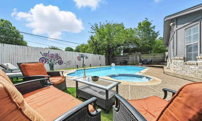 North Richland Hills House | Two Adjacent Houses with a Private Pool near DFW and the stadium with game room