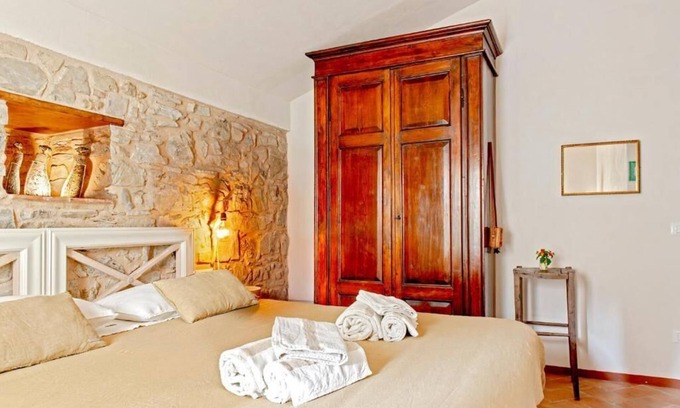 Monteverdi Marittimo Apartment | Two Apartments in 16th-Century Farmhouse: Wellness and Nature for Families and Groups