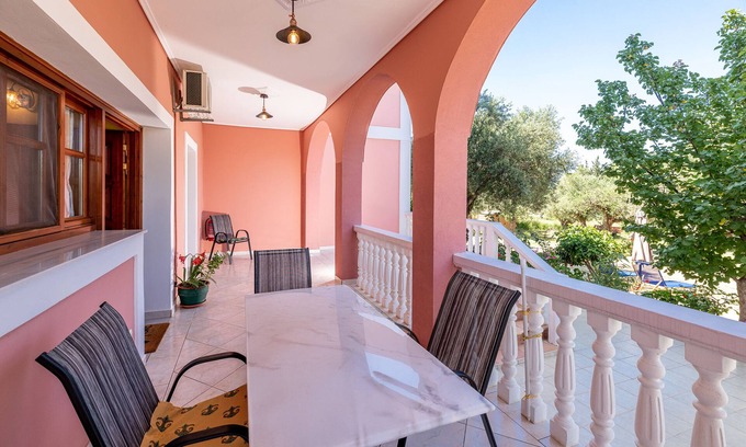Ano Vasilikos Apartment | Two-Bedroom Apartment - Arazzo Apartments