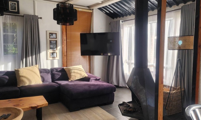 Nyanga Apartment | Two bed Nyanga Lakeside cottage - 2298