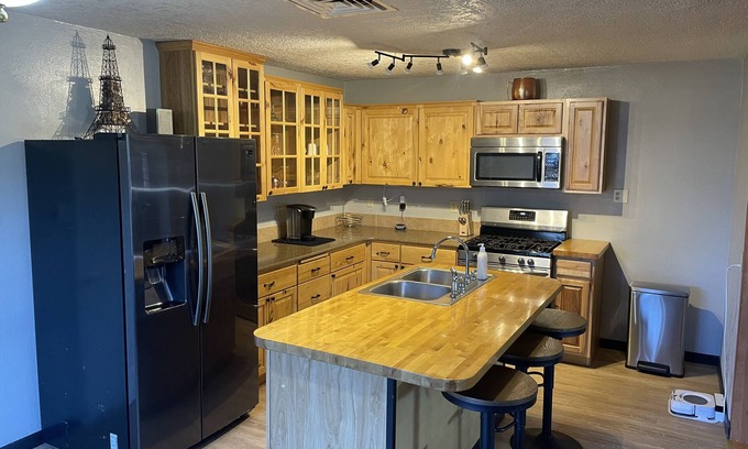 Seneca House | Two bed, one bath, zero chores