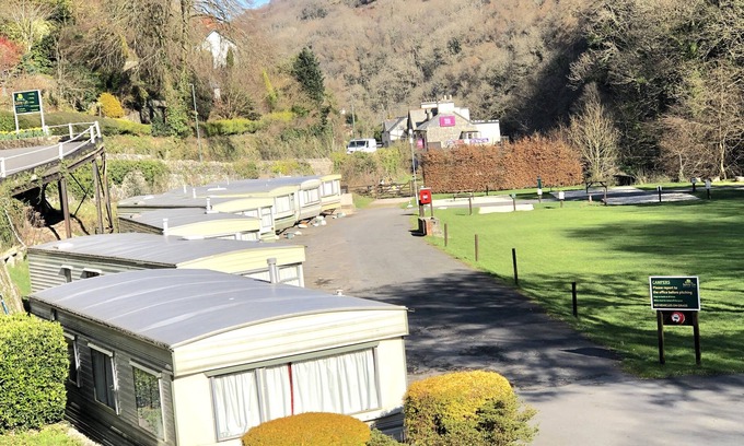 Barbrook House | Two Bed Static Caravan. Beautiful 10 min walk to Centre of Lynton