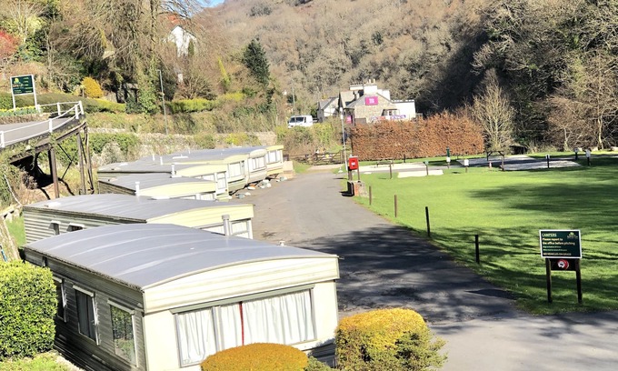 Barbrook House | Two Bed Static Caravan. Beautiful 10 min walk to Centre of Lynton