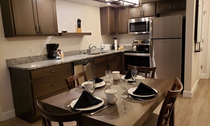 Lake Geneva Villa | Two Bedoom Lockoff Villa at Lake Geneva's GRAND Resort